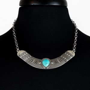 Silver necklace with teal stone